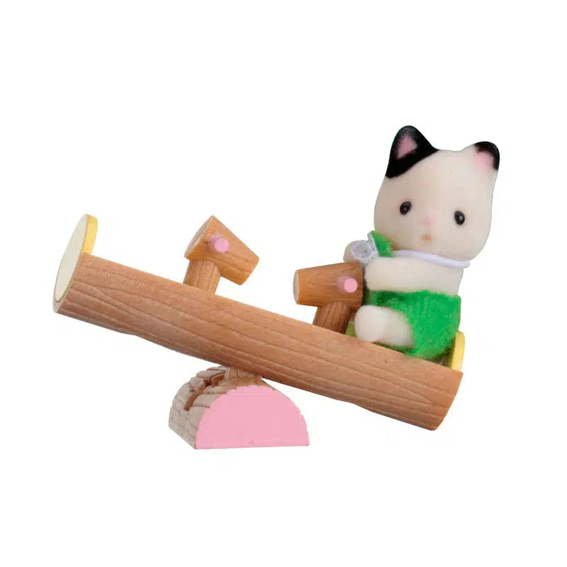 Epoch Everlasting Play-Calico Critters Mini Carry Case-CC1878-Kitten On Seesaw-Legacy Toys