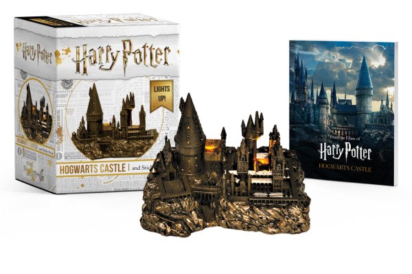 Hachette Book Group-Harry Potter Hogwarts Castle and Sticker Book-9780762464401-Legacy Toys