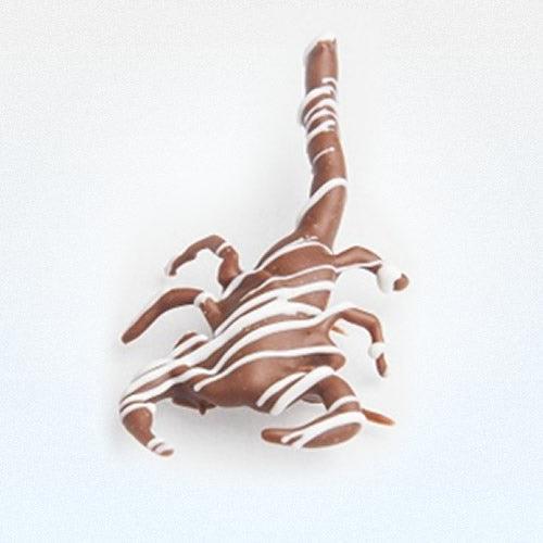 Hotlix-Chocolate Covered Dessert Scorpion-528-1-Legacy Toys