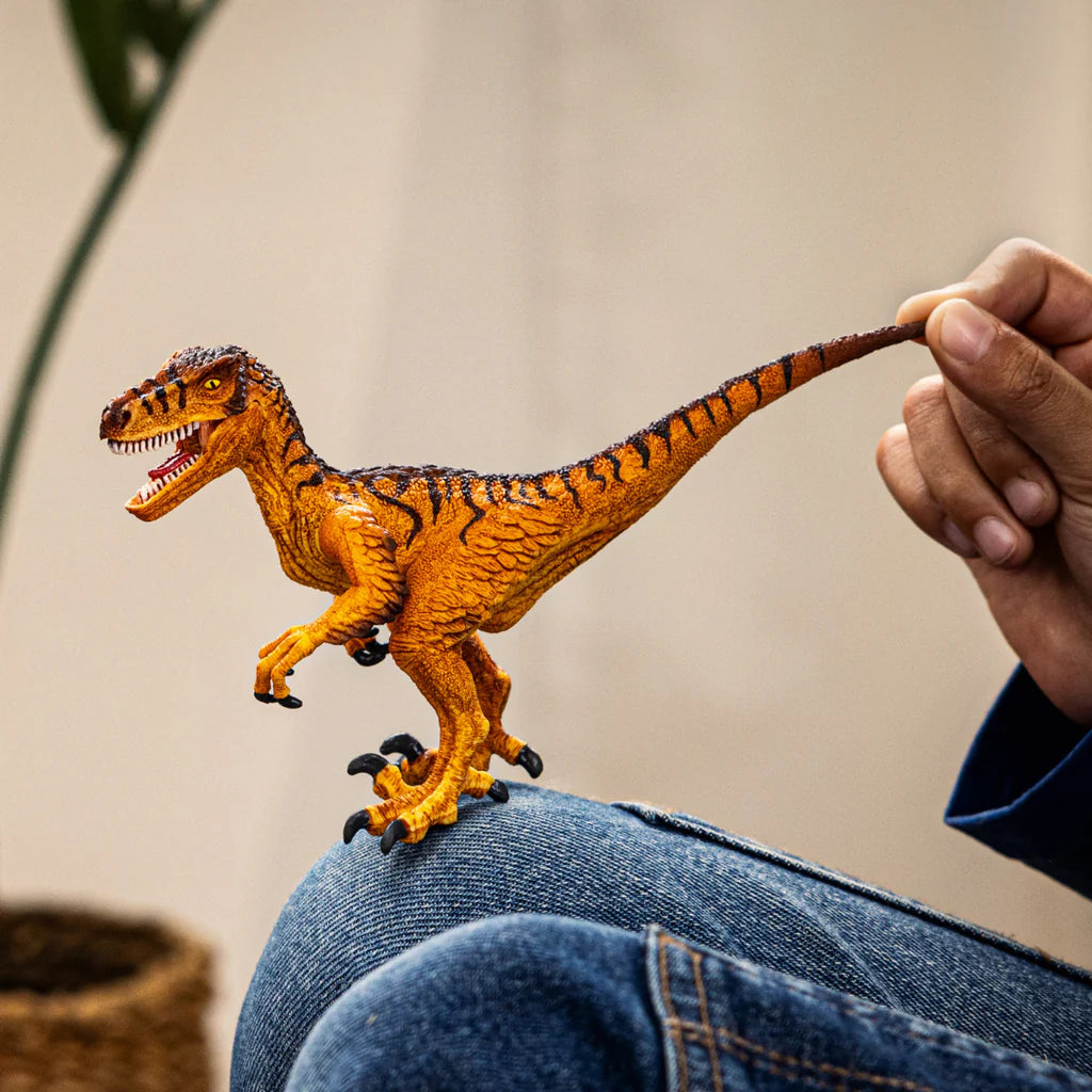 Schleich-Velociraptor-15045-Legacy Toys